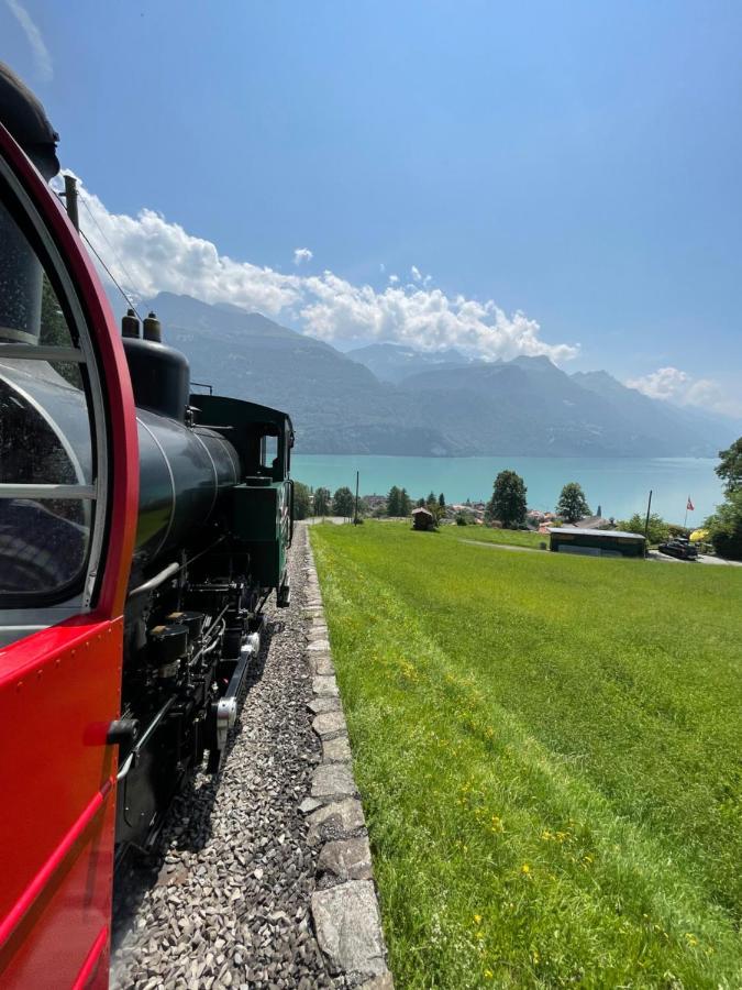 Charmant Chalet Mit See Und Bergsicht Hofstetten bei Brienz Экстерьер фото